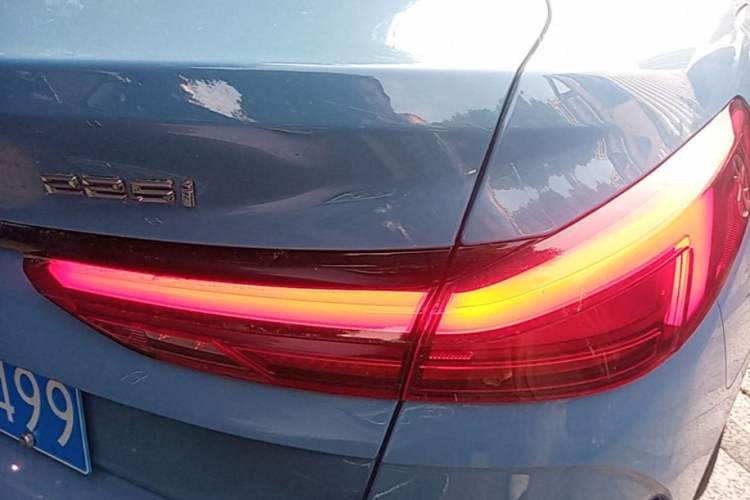 Used BMW 2 Series 2023 225i Four-Door Coupe M Sport Package Right Rear Taillight