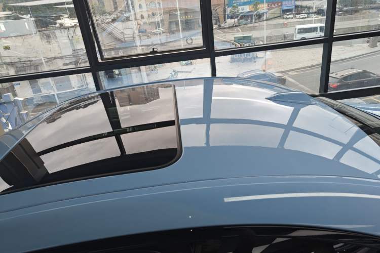 Used BMW 2 Series 2023 M240i Roof