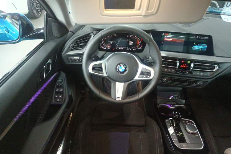 Used BMW 2 Series 2023 Facelifted 225i Four-Door Coupe M Sport Night Edition Package Steering Wheel