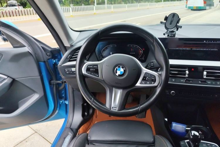 Used BMW 2 Series 2023 225i Four-Door Coupe M Sport Package Steering Wheel