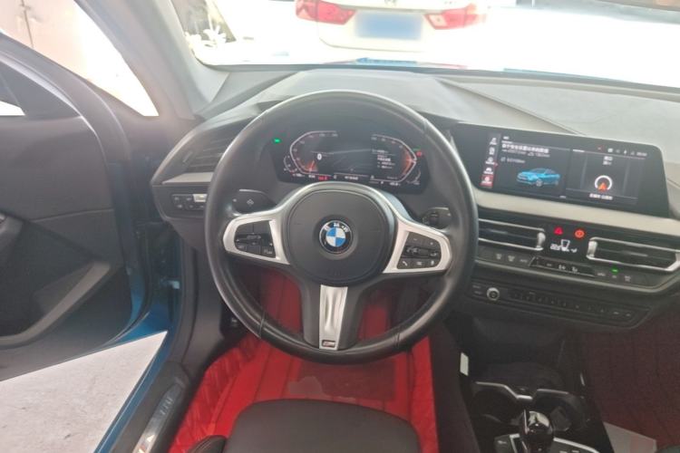 Used BMW 2 Series 2023 225i Four-Door Coupe M Sport Package Steering Wheel