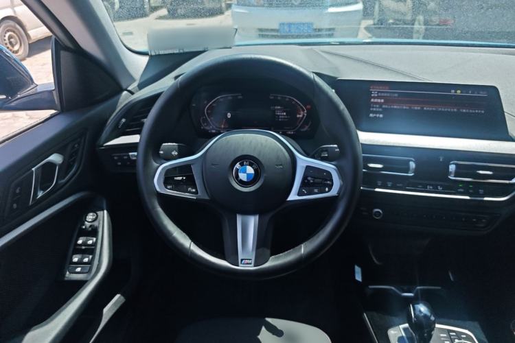 Used BMW 2 Series 2023 225i Four-Door Coupe M Sport Package Steering Wheel