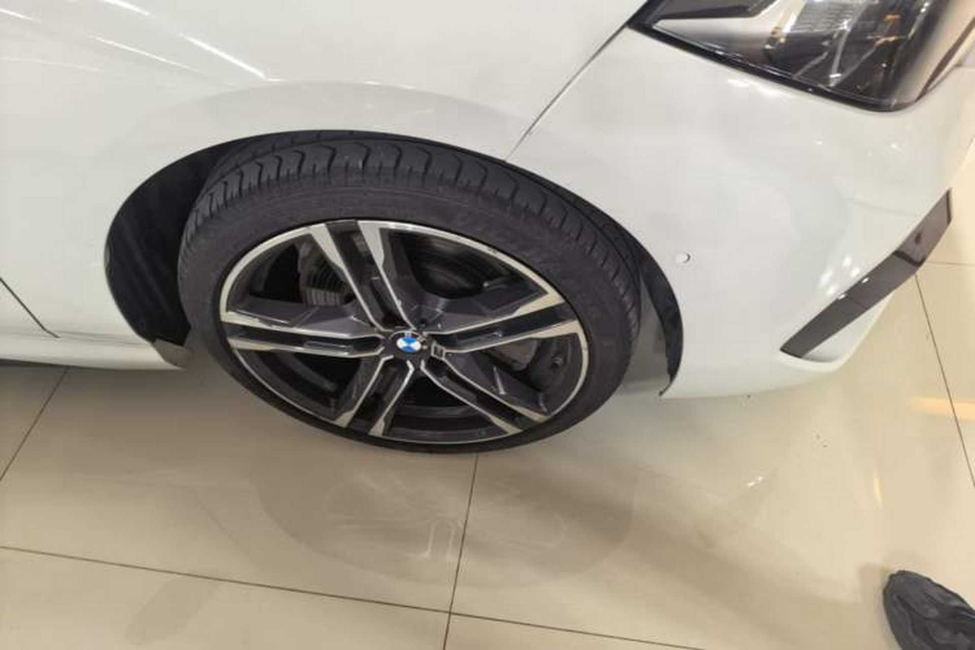 Used BMW 2 Series 2023 225i Four-Door Coupe M Sport Package Right Front Wheel Hub