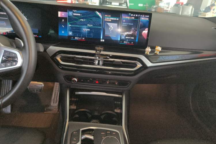 Used BMW 2 Series 2023 225i M Sport Night Edition Package Audio And AC Panel