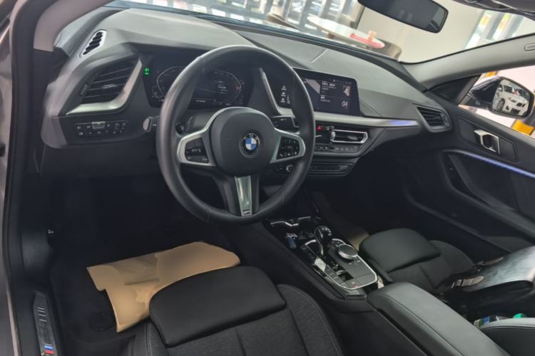 Used BMW 2 Series 2023 225i Four-Door Coupe M Sport Package Center Console