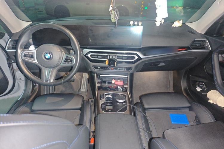 Used BMW 2 Series 2023 225i M Sport Night Edition Package Center Console