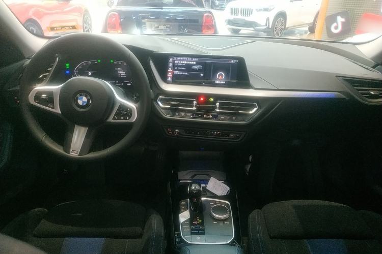 Used BMW 2 Series 2023 Facelifted 225i Four-Door Coupe M Sport Night Edition Package Center Console