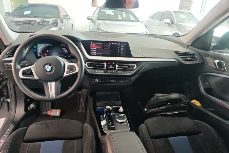 Used BMW 2 Series 2023 Facelifted 225i Four-Door Coupe M Sport Night Edition Package Center Console