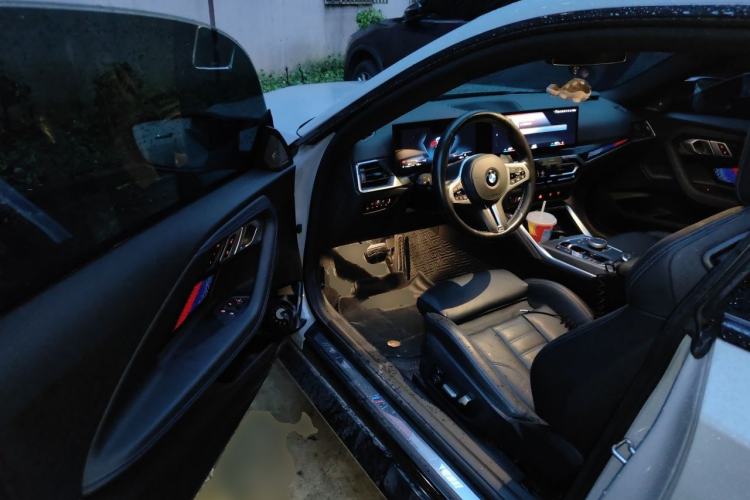 Used BMW 2 Series 2023 M240i Driver Seat