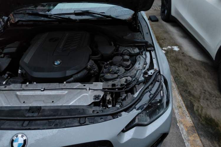 Used BMW 2 Series 2023 M240i Engine Bay Left