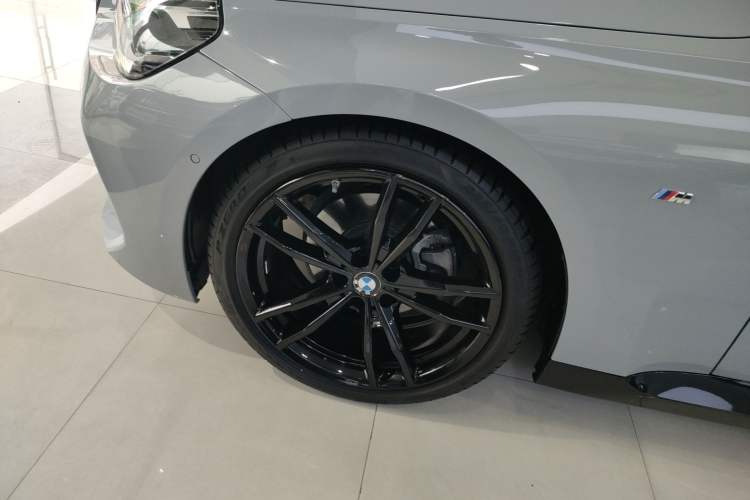 Used BMW 2 Series 2023 225i M Sport Night Edition Package Exterior 4