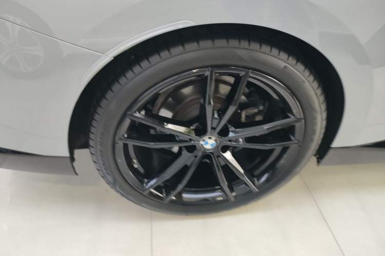 Used BMW 2 Series 2023 225i M Sport Night Edition Package Exterior 5