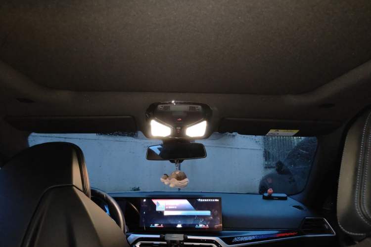 Used BMW 2 Series 2023 M240i Headliner