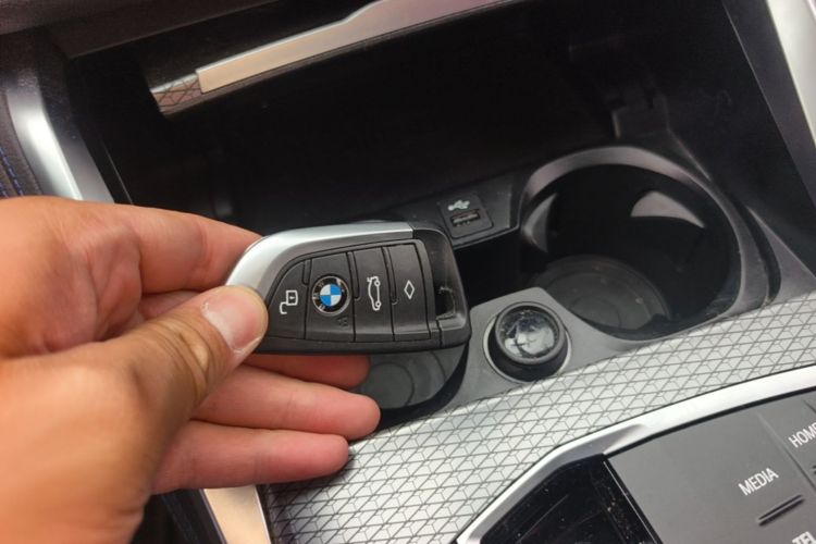 Used BMW 2 Series 2023 M240i Interior 1