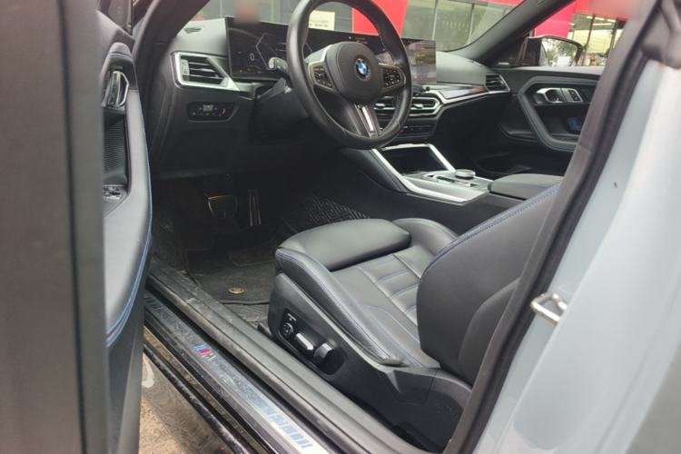 Used BMW 2 Series 2023 M240i Interior 3