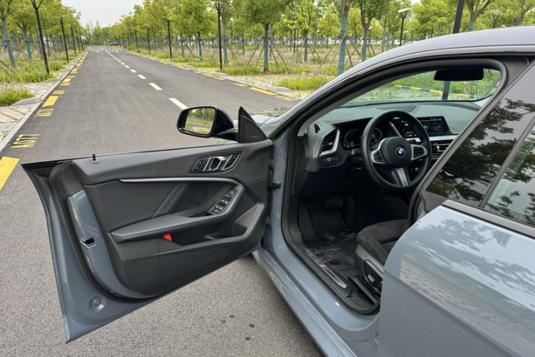 Used BMW 2 Series 2023 Facelifted 225i Four-Door Coupe M Sport Night Edition Package Interior 4
