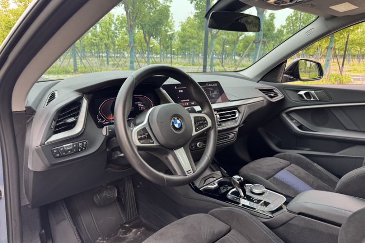 Used BMW 2 Series 2023 Facelifted 225i Four-Door Coupe M Sport Night Edition Package Interior 7