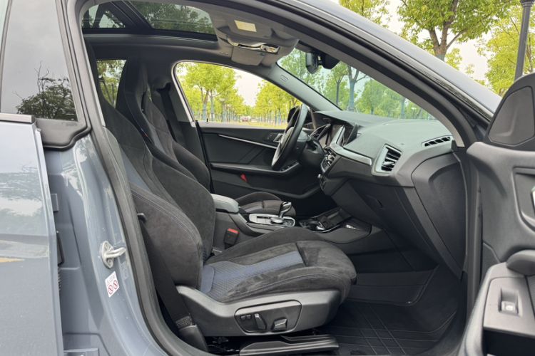 Used BMW 2 Series 2023 Facelifted 225i Four-Door Coupe M Sport Night Edition Package Interior 8