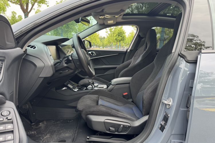 Used BMW 2 Series 2023 Facelifted 225i Four-Door Coupe M Sport Night Edition Package Interior 9