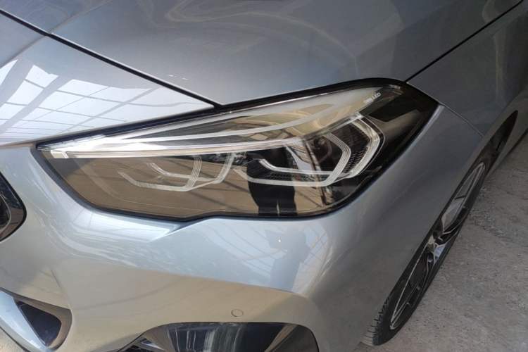 Used BMW 2 Series 2023 Facelifted 225i Four-Door Coupe M Sport Night Edition Package Left Front Headlight