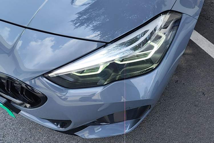 Used BMW 2 Series 2023 225i Four-Door Coupe M Sport Package Left Front Headlight