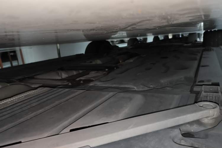Used BMW 2 Series 2023 225i Four-Door Coupe M Sport Shadowline Package Left Side Sill