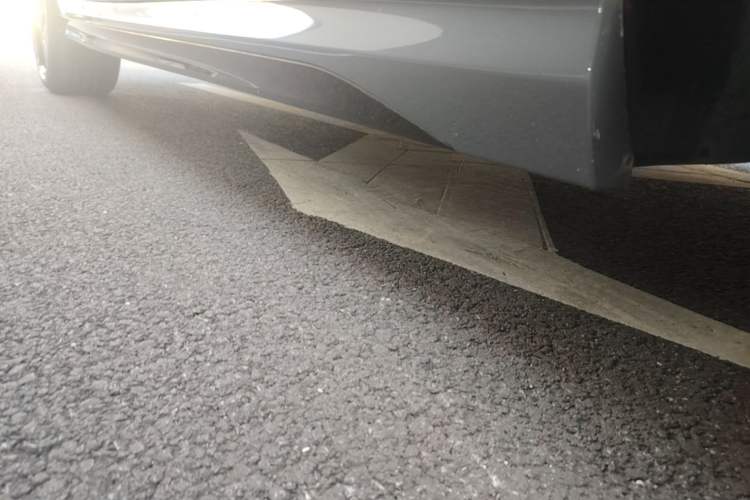 Used BMW 2 Series 2023 225i Four-Door Coupe M Sport Package Right Side Sill