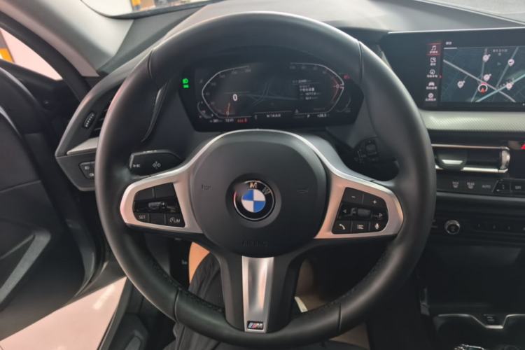 Used BMW 2 Series 2023 225i Four-Door Coupe M Sport Package Steering Wheel