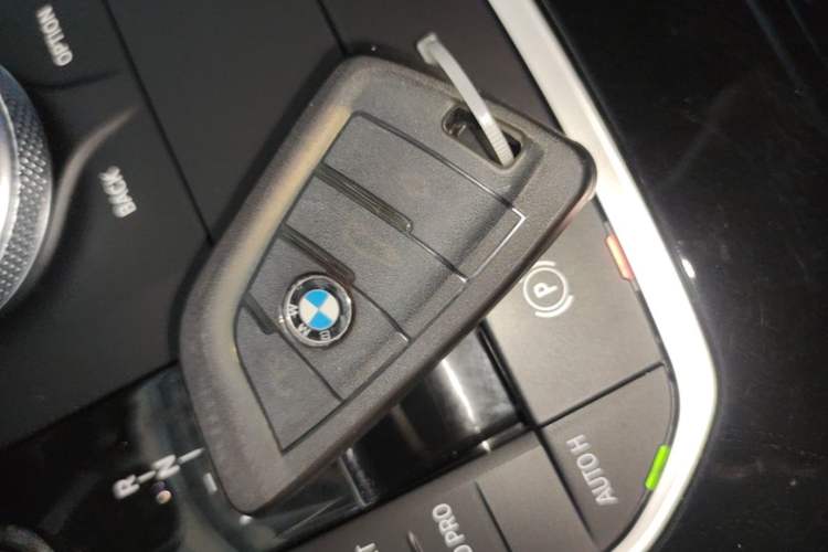 Used BMW 2 Series 2023 Facelifted 225i Four-Door Coupe M Sport Night Edition Package Vehicle Key