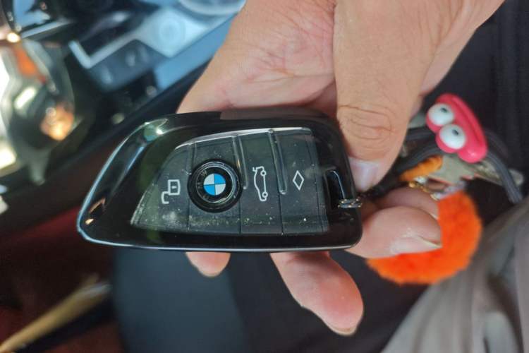 Used BMW 2 Series 2023 225i Four-Door Coupe M Sport Package Vehicle Key
