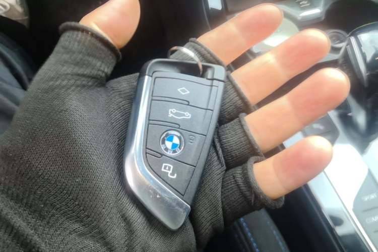 Used BMW 2 Series 2023 Facelifted 225i Four-Door Coupe M Sport Night Edition Package Vehicle Key