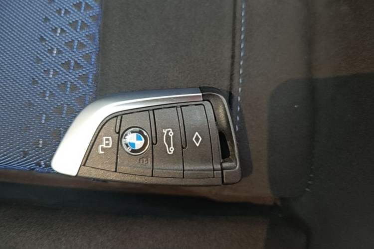 Used BMW 2 Series 2023 Facelifted 225i Four-Door Coupe M Sport Night Edition Package Vehicle Key