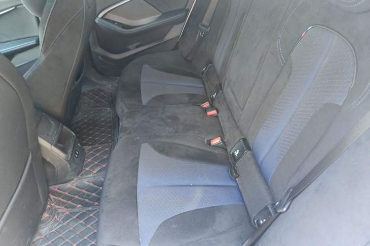 Used BMW 2 Series 2023 225i Four-Door Coupe M Sport Shadowline Package Left Rear Seat