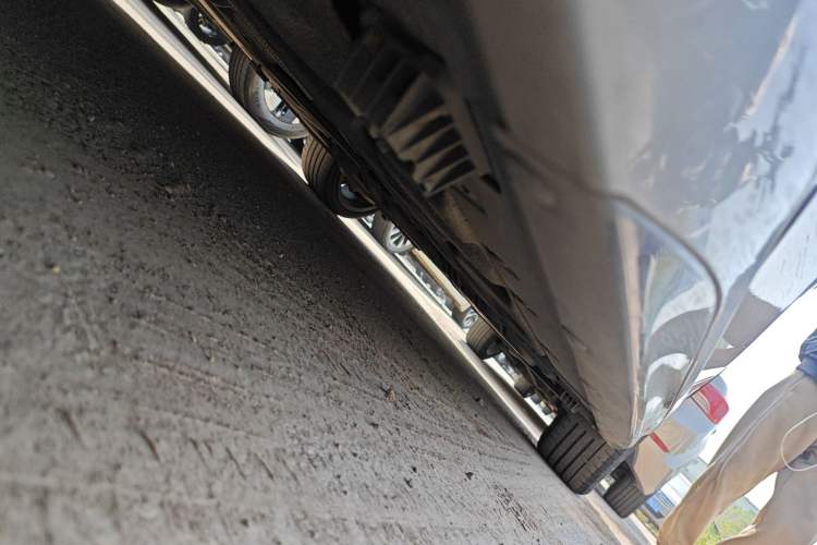 Used BMW 2 Series 2023 225i Four-Door Coupe M Sport Shadowline Package Chassis Front Left