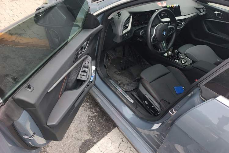 Used BMW 2 Series 2023 225i Four-Door Coupe M Sport Package Driver Seat