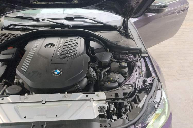 Used BMW 2 Series 2023 M240i Engine Bay Left