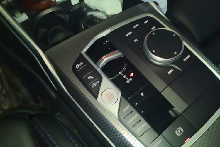 Used BMW 2 Series 2023 225i M Sport Night Edition Package Gear Lever