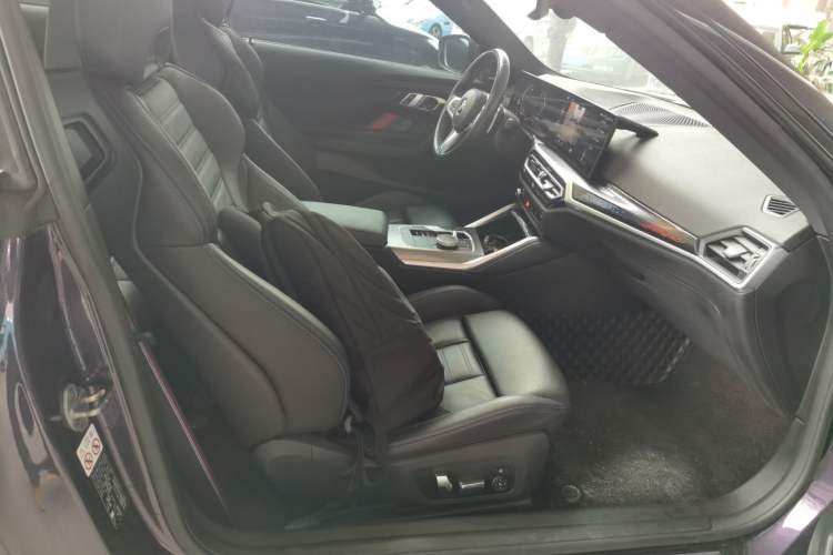Used BMW 2 Series 2023 M240i Right Front Seat