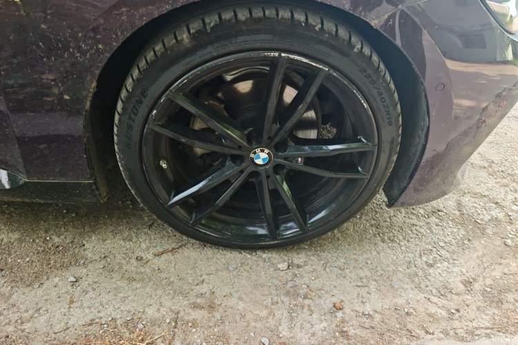 Used BMW 2 Series 2023 225i M Sport Night Edition Package Right Front Wheel Hub