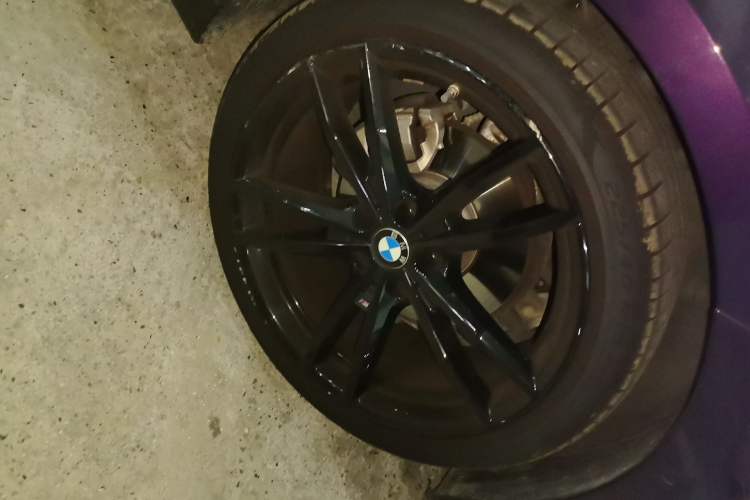 Used BMW 2 Series 2023 225i M Sport Night Edition Package Right Front Wheel Hub