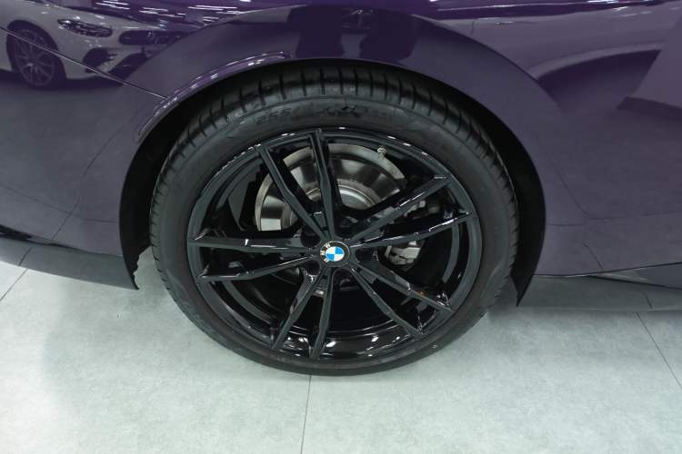 Used BMW 2 Series 2023 225i M Sport Night Edition Package Right Rear Wheel Hub