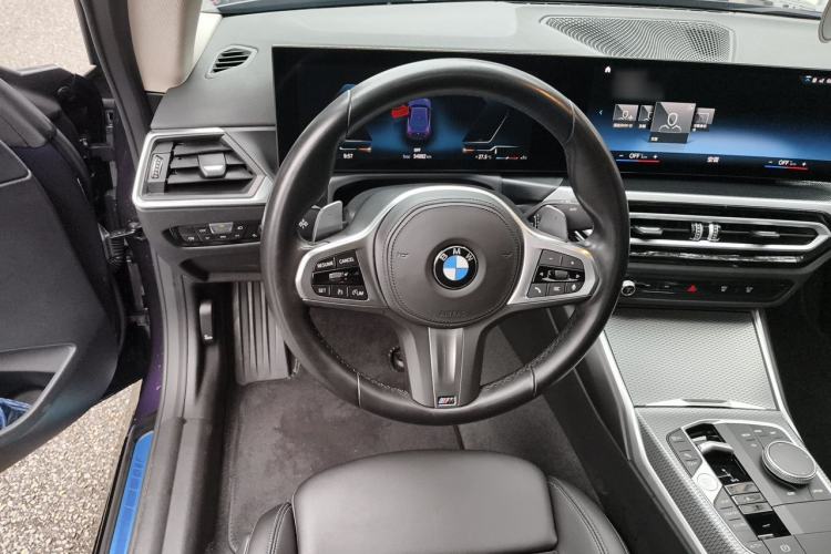 Used BMW 2 Series 2023 225i M Sport Night Edition Package Steering Wheel