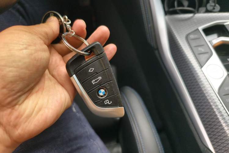 Used BMW 2 Series 2023 M240i Vehicle Key