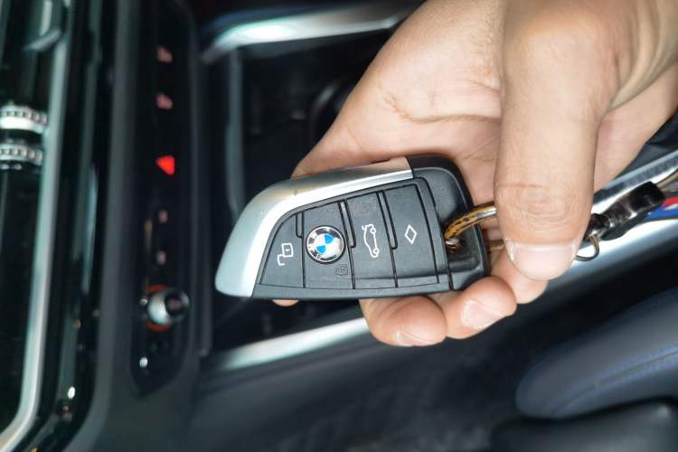 Used BMW 2 Series 2023 M240i Vehicle Key