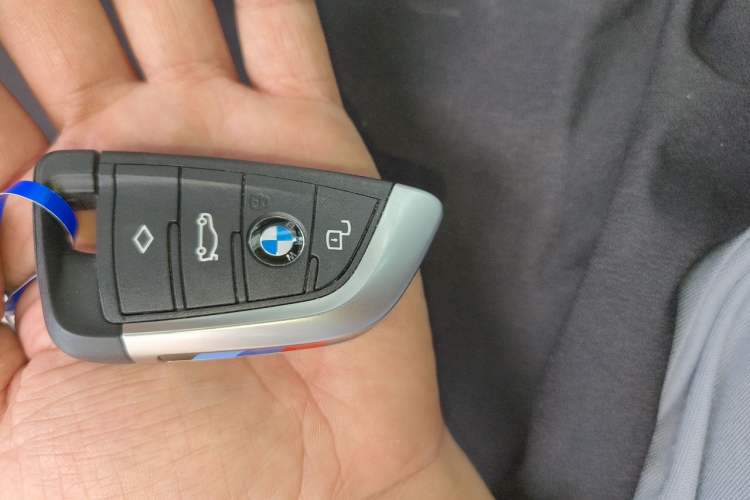 Used BMW 2 Series 2023 M240i Vehicle Key