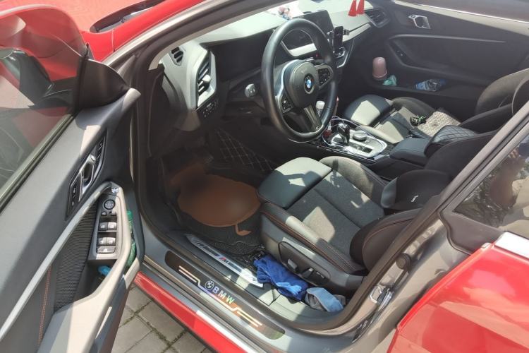 Used BMW 2 Series 2023 225i Four-Door Coupe M Sport Package Driver Seat