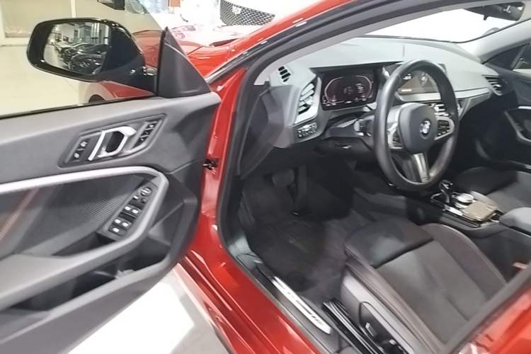 Used BMW 2 Series 2023 225i Four-Door Coupe M Sport Package Driver Seat