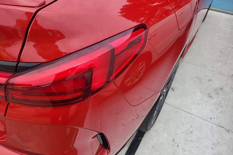 Used BMW 2 Series 2023 225i Four-Door Coupe M Sport Shadowline Package Right Rear Taillight