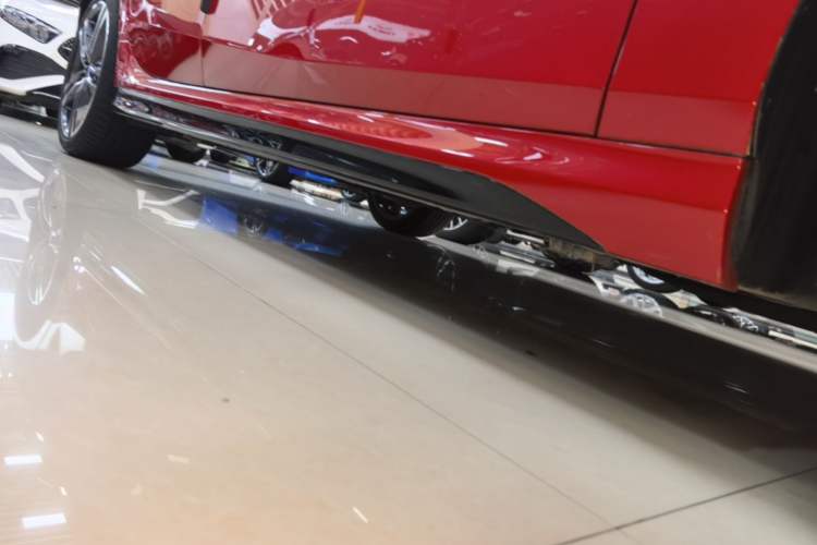 Used BMW 2 Series 2023 225i Four-Door Coupe M Sport Package Right Side Sill