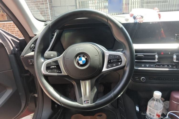 Used BMW 2 Series 2023 225i Four-Door Coupe M Sport Package Steering Wheel